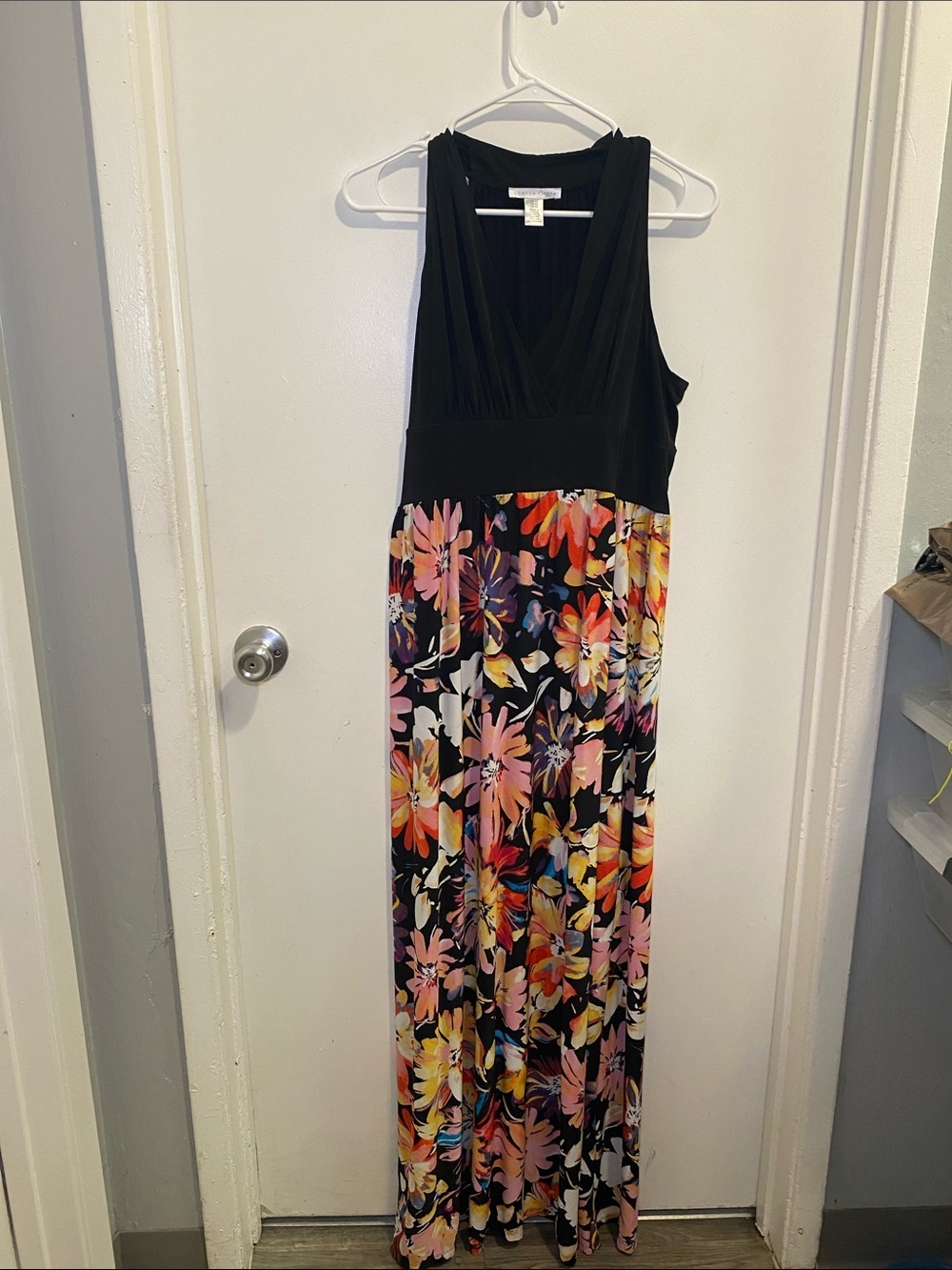 London Times Black Bodice Floral Skirt Maxi Dress